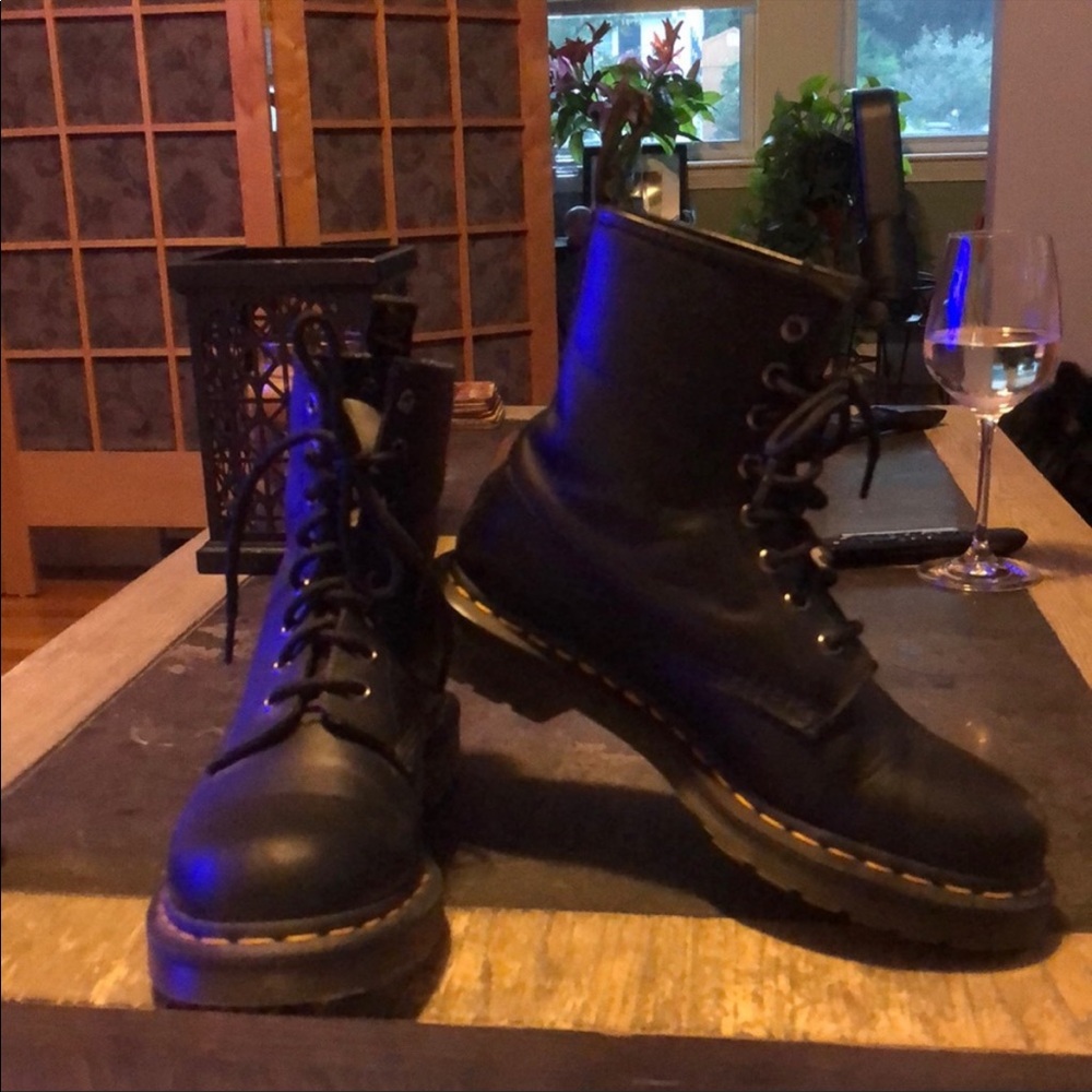 Doc Martens 1460- rarely worn, few scuffs